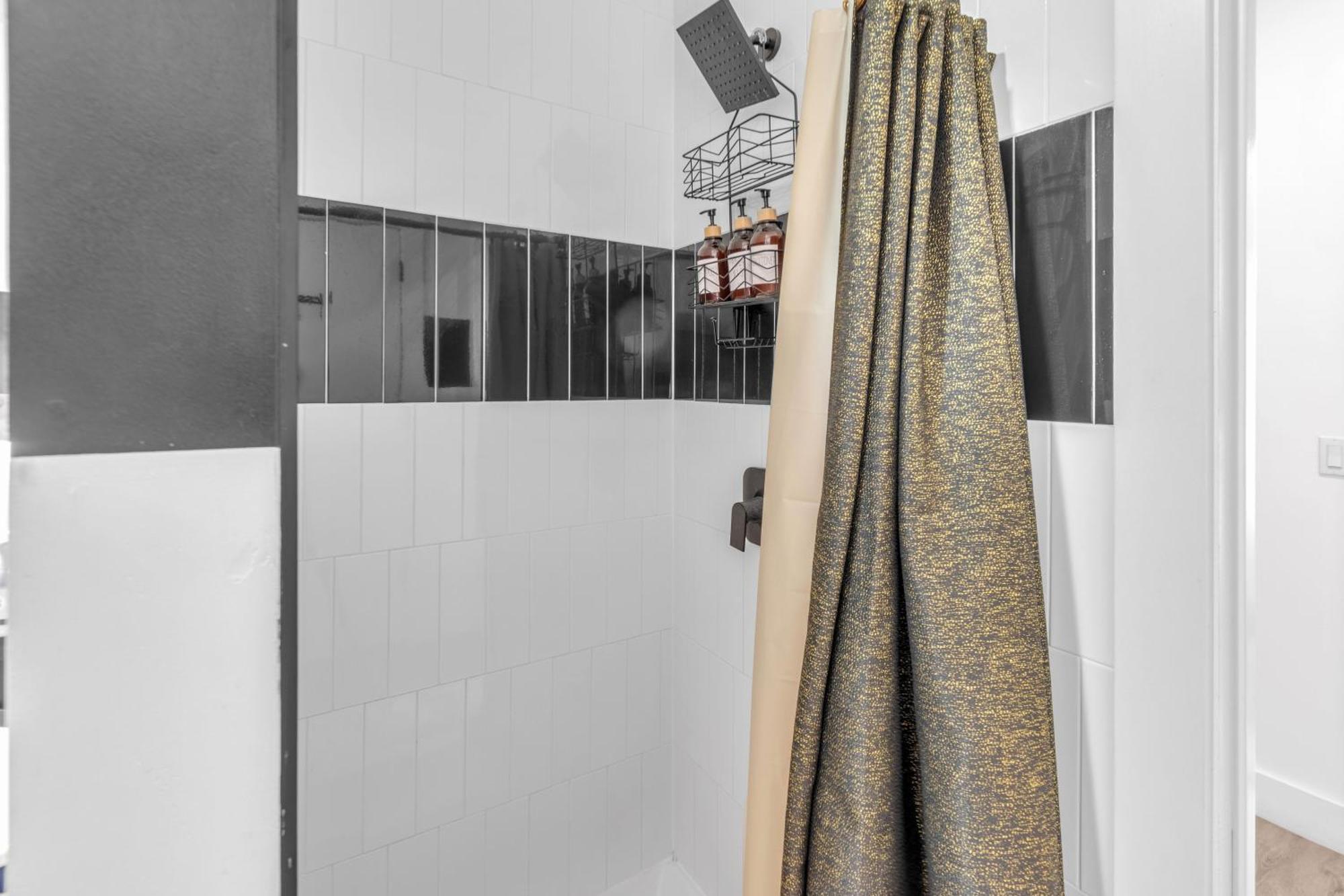 Royal Oasis Indoor Pool, Free Parking, Near Nyc Lejlighed Elizabeth Eksteriør billede